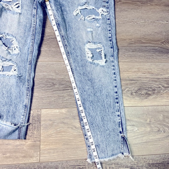 KanCan Acid Wash Distressed Denim Ripped High Waisted Mom Jeans Size 15/31 - Picture 3 of 9